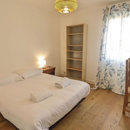 Le 828 : Appartement En Plein Centre De Ванн Экстерьер фото