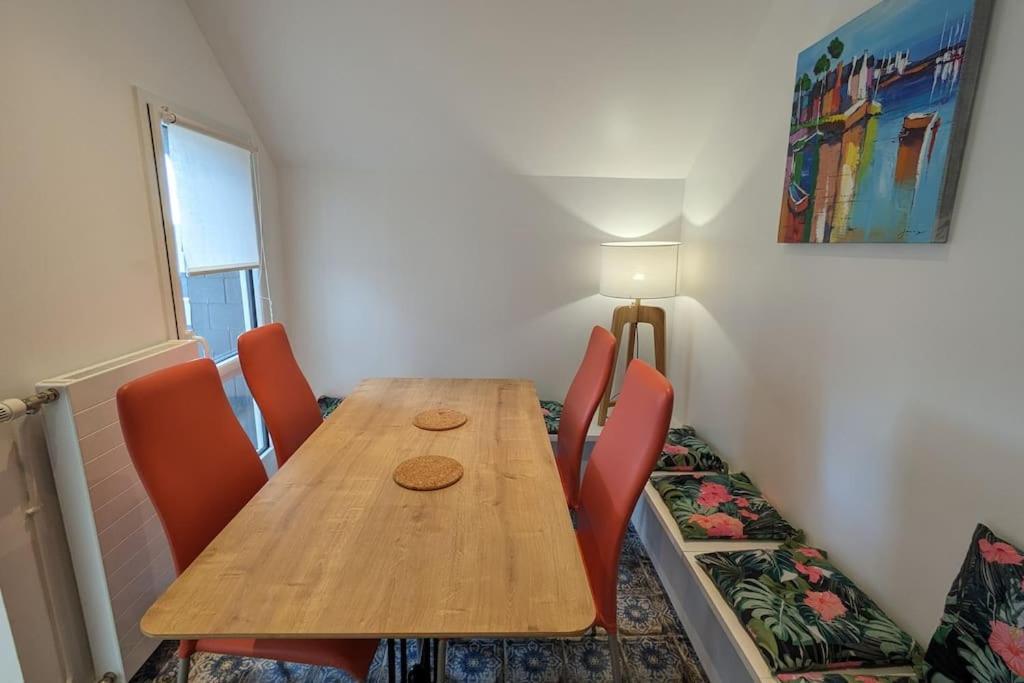 Le 828 : Appartement En Plein Centre De Ванн Экстерьер фото